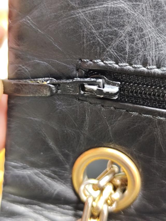 The Legend of Chanel: Chanel 2.55 Reissue Flap Bag (Aged Calfskin) รูปที่ 17