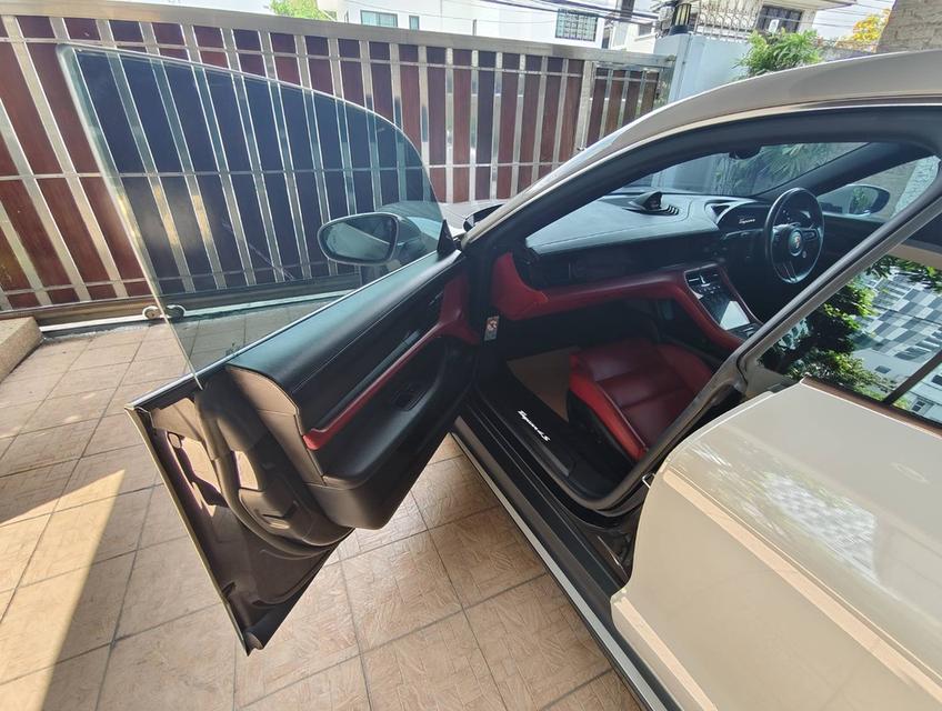 😎PORSCHE TAYCAN 4S วิ่ง 20,xxx km ปี 2020 Full Option‼️😎 #รถบ้านขายเอง 9