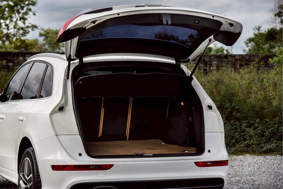 Audi Q5 2.0 TDI DPF Quattro AT 2011 16