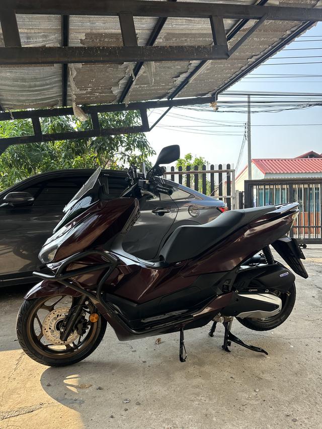 PCX 160 2025 ไมล์น้อย สีเดียวในไทย ลิมิเต็ด ชิวไฟฟ้ากดปุ่ม