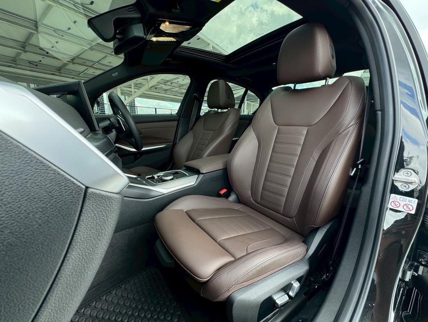 BMW 330e M Sport LCI ปี 2023 ไมล์ 40,xxx km 12