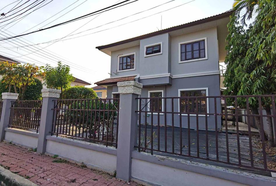 ให้เช่าบ้านเดี่ยว 2 ชั้น หมู่บ้านปาริชาติรังสิต ธัญญะคลอง 4 L&H เนื้อที่ 65 ตรว. 3 นอน 2 น้ำ จอดรถ 2 แอร์ 1 ตัว ใกล้รร.สวนกุหลาบรังสิต,ทางด่วนกาญจนาภิ 12