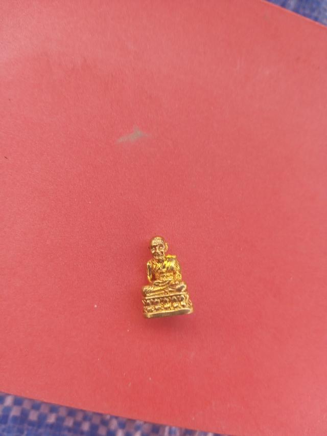 หลวงพ่อทวดแขนทะลุหัวไม้ขีด