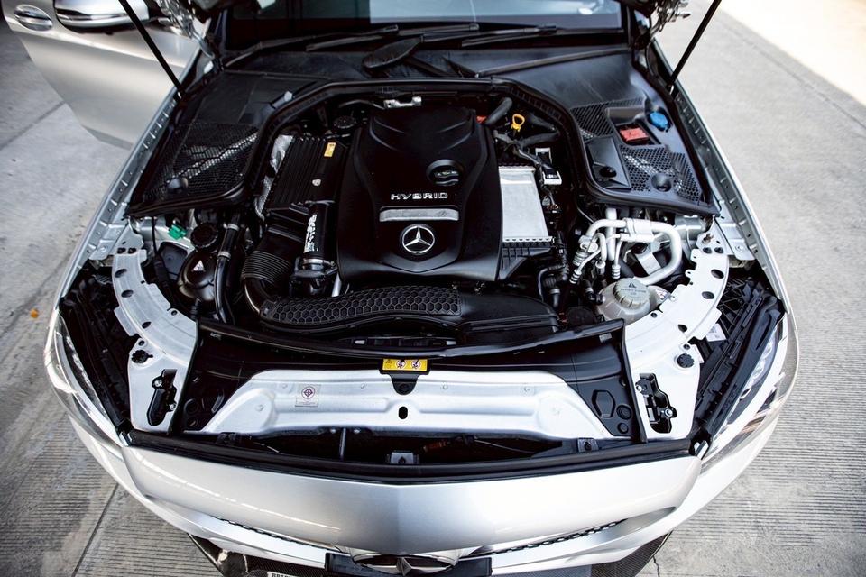 Benz C350e ปี 2017 สีบรอน สวยสภาพดี รูปที่ 7