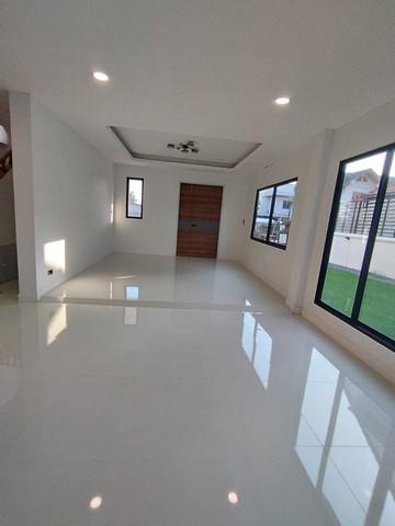 บ้านเดี่ยว 2 ชั้น หมู่บ้าน สินทรัพย์นคร พุทธมณฑลสาย 2 เขตบางแค กรุงเทพฯ รีโนเวทใหม่ทั้งหลัง ดีไซน์โมเดิร์น 10