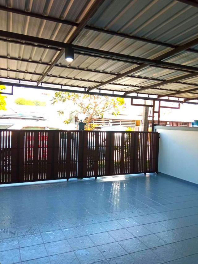 ขายทาวน์โฮม 2 ชั้น หมู่บ้านปัทมาภรณ์ ขนาด 33 ตร.ว. วังม่วง สระบุรี