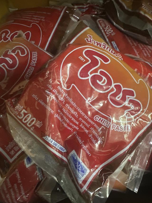 น้ำพริกเผาโอชา ปลีก/ยกลัง