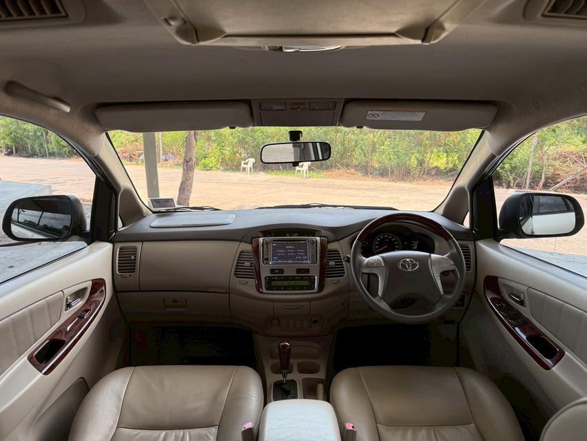 2012 TOYOTA INNOVA 2.0V 8