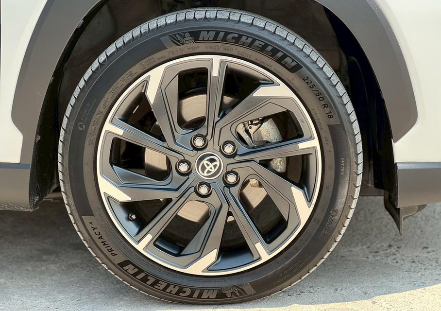 ปี 2022 TOYOTA COROLLA CROSS, 1.8 HYBRID GR SPORT โฉม ปี20-ปัจจุบัน รูปที่ 17