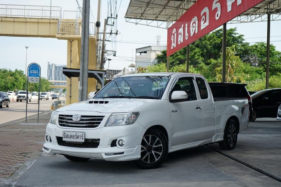 2015 TOYOTA VIGO 2.5E TRD