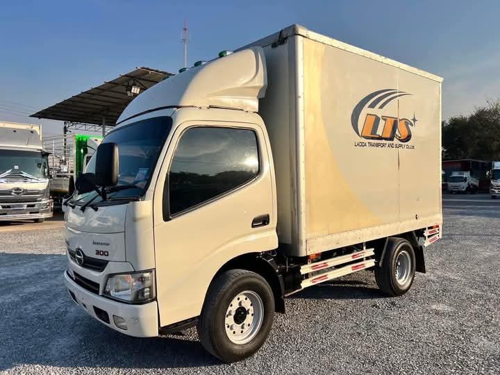 4 ล้อ HINO XZU ปี 62