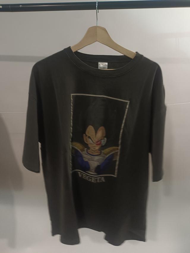 🔥 Dragon Ball Z – Vegeta Vintage Tee ลายเจ้าชายไซย่า สีดำเฟด สายอนิเมะห้ามพลาด รูปที่ 2