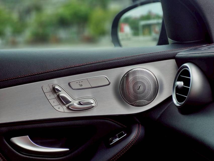 Benz GLC43 Coupe ( Facelift ) ปี 2022 ไมล์ 56,000 km. 13