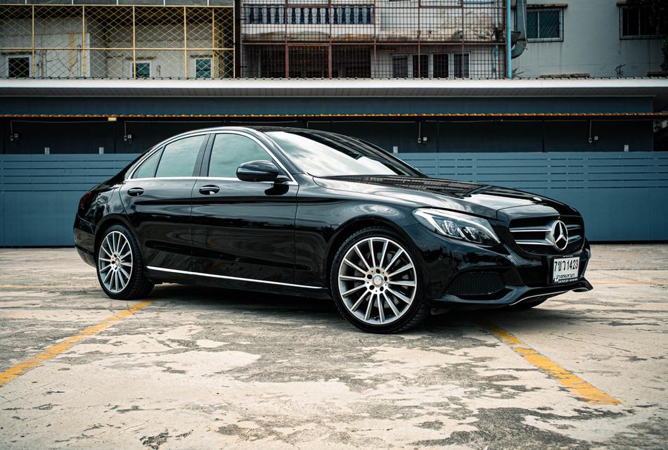 Mercedes-Benz C350 2.0 W205 e AMG Dynamic AT 2016 ไมล์ 74,xxx km. !!! ราคาพิเศษ 639,000 บาท รูปย่อยที่ 3