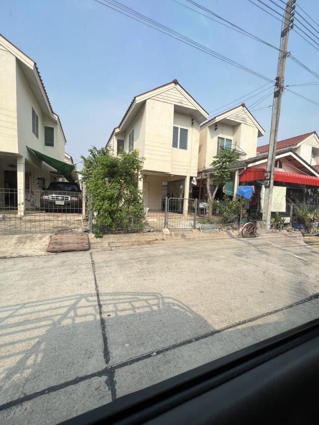 บ้านเอื้ออาทร ลาดใหญ่ 4