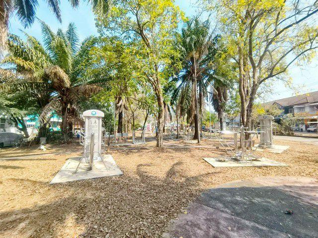 บ้านทาวน์เฮ้าส์ 2ชั้น 20