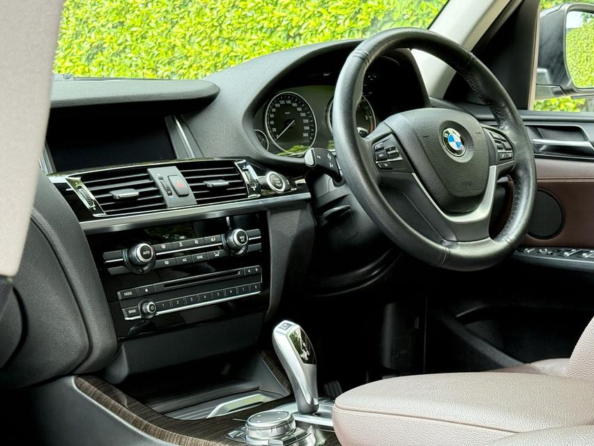 2017 BMW X3 20D XDRIVE LCI รถออกศูนย์ BMW THAILAND รถวิ่งน้อย เข้าศูนย์ตามระยะ รถไม่เคยมีอุบัติเหตุครับ 12