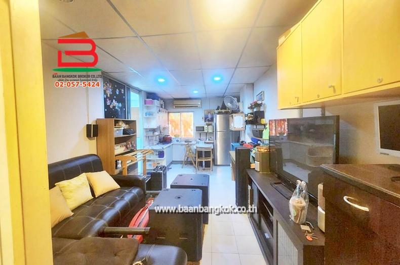ห้องชุด ลาดพร้าวคอนโดทาวน์ โครงการ 2 เนื้อที่ 43 ตรม. ถนนลาดพร้าว แขวงวังทองหลาง เขตบางกะปิ กรุงเทพมหานคร 3