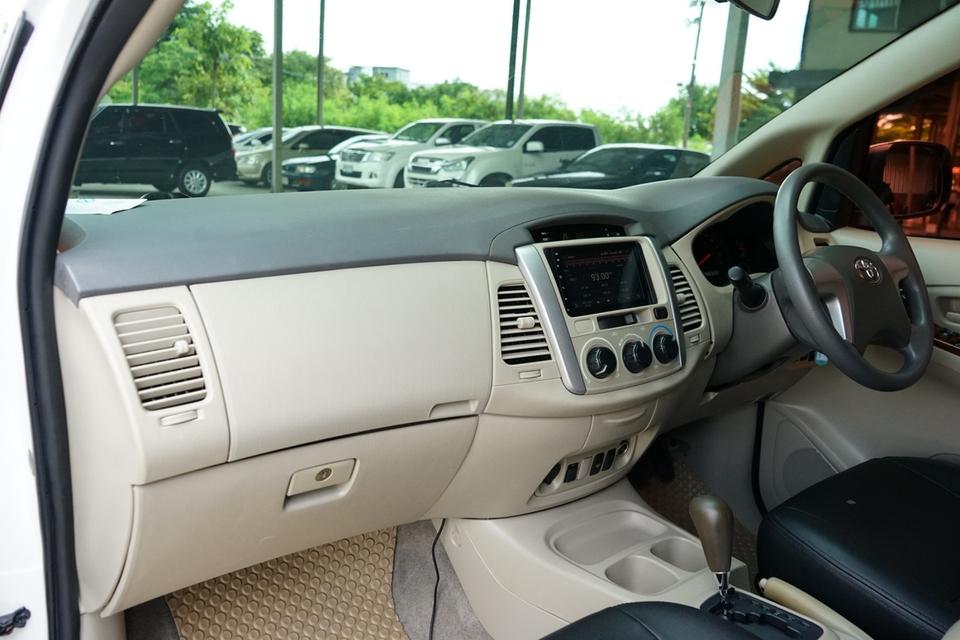 2012 TOYOTA INNOVA 2.0G 11