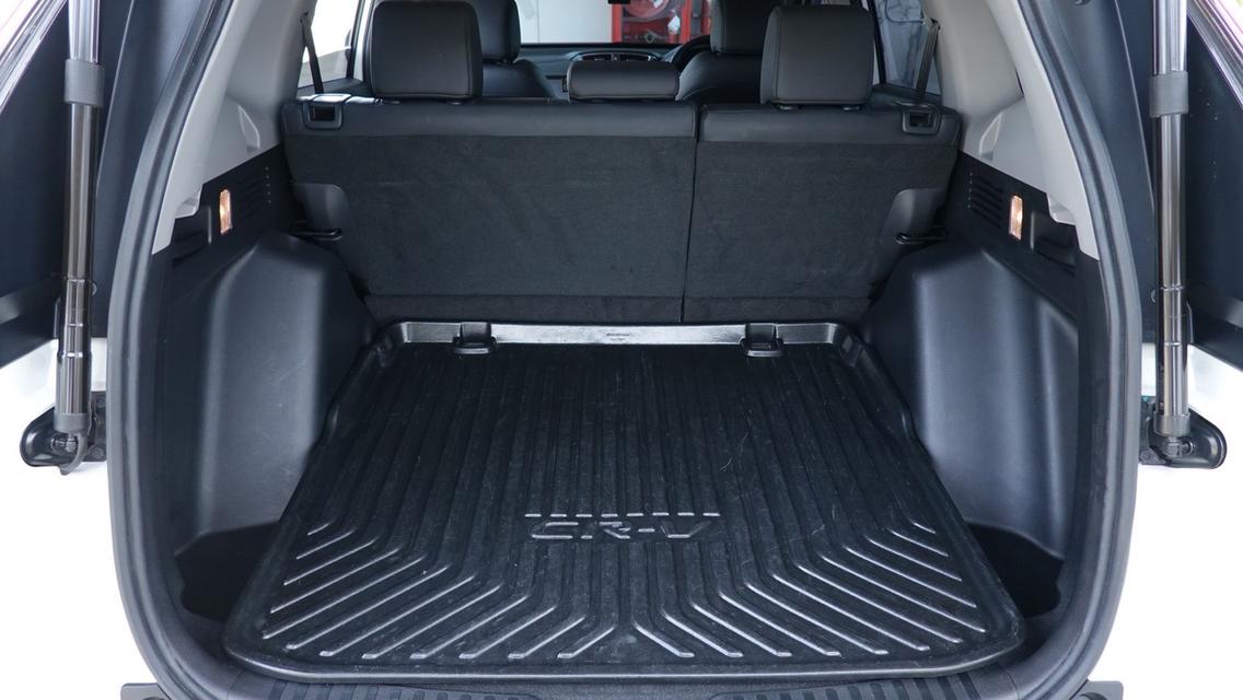 ใช้ไป 9,000 กม. Honda CRV 2.4 ES AWD 5 Seats ปี 2023  12