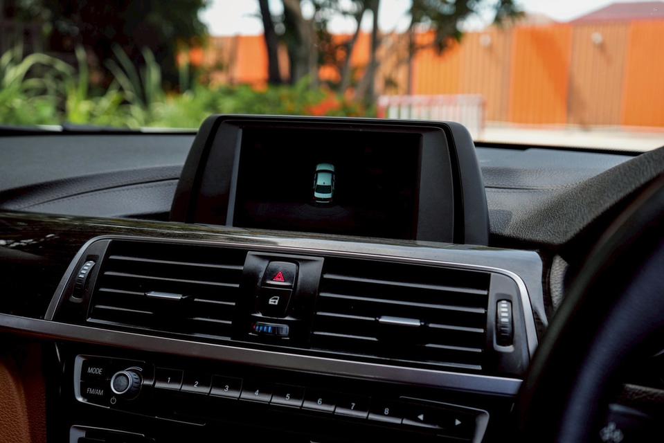 BMW 320D 2.0 Luxury F30 AT 2018ไมล์ 150,xxx km. !! 19