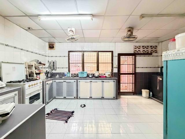 ขาย ทาวน์โฮม 3 ชั้น ฐิติพร พัฒนาการ 29 ใกล้สนามบินสุวรรณภมิ เหมาะออฟฟิศ แขวงสวนหลวง เขตสวนหลวง,กรุงเทพมหานคร 3