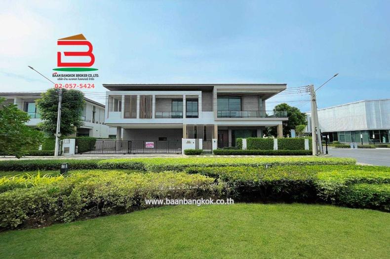 บ้านเดี่ยว หมู่บ้าน บางกอก บูเลอวาร์ด วิภาวดี-พหลโยธิน เนื้อที่ 86.7 ตรว. ตำบลคลองหนึ่ง อำเภอคลองหลวง จังหวัดปทุมธานี