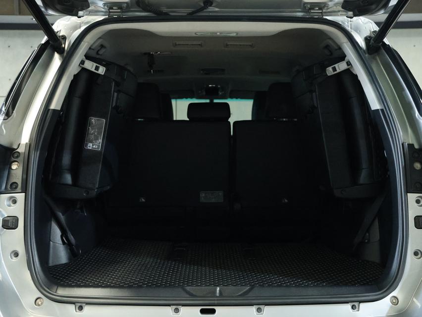 2022 Toyota FORTUNER 2.4 (ปี 15-25) Leader V 4WD SUV AT B5502 รูปที่ 18