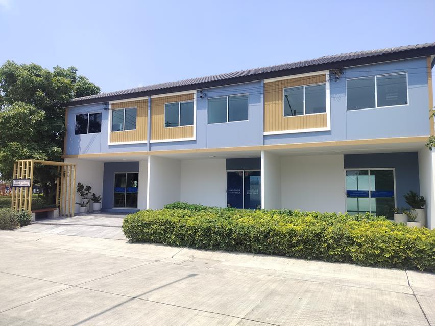 หมู่บ้านจัดสรร อสังหาริมทรัพย์ 2