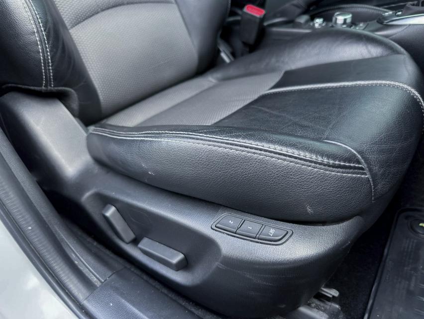 MAZDA 2 1.3 Sport S Leather เกียร์ Auto สีขาวมุกพรีเมียม (Snowflake White Pearl) ปี 2022 แท้ 16