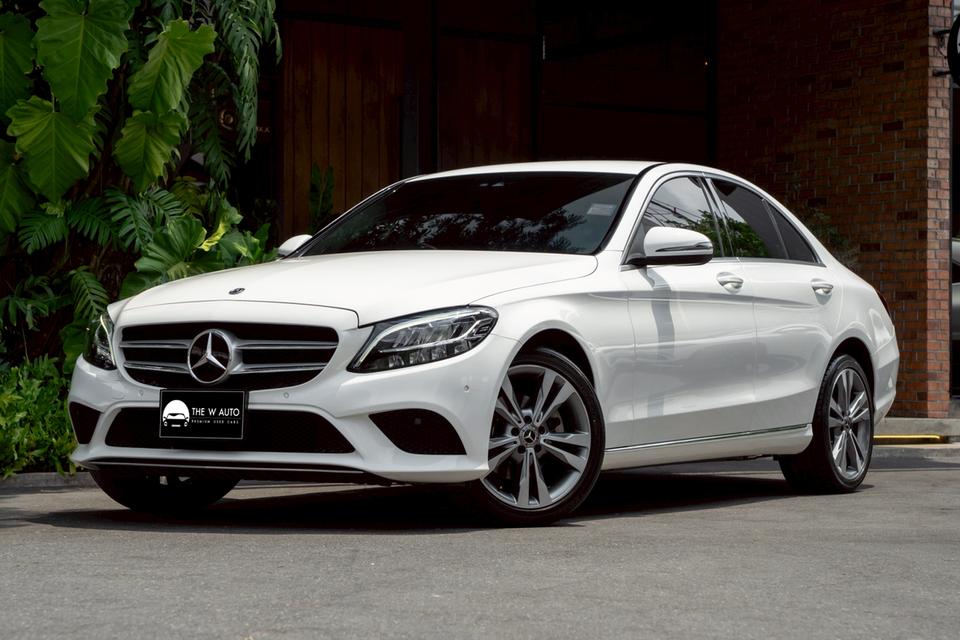 “Mercedes-Benz C220d Avantgarde” ปี 2019