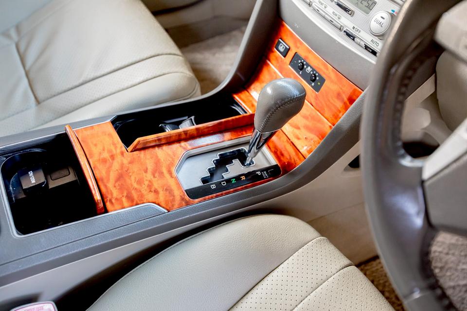 Toyota Camry 2.4 HV ปี 2011 สีดำ สวยสภาพดี 16