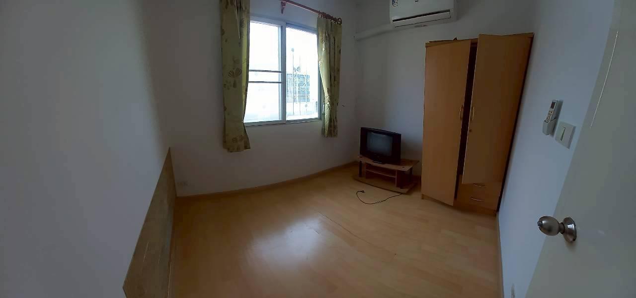 ให้เช่าทาวเฮ้าส์ หมู่บ้านเดอะคอนเน็ค ซอยสุขสวัสดิ์ 26 ถนนสุขสวัสดิ์  10,000 บาท/เดือน  ติดต่อ 0868829426 8