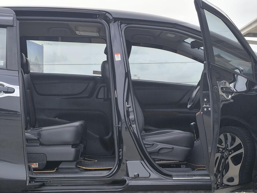 TOYOTA SIENTA 1.5V 2016 12