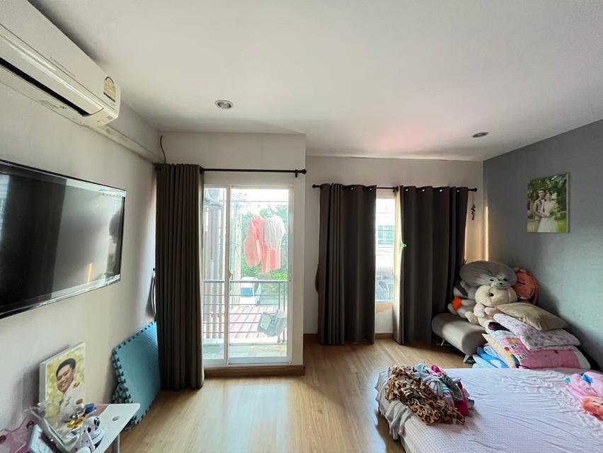 ทาวน์โฮม 3 ชั้น หมู่บ้านเดอะแพล้น นวมินทร์ 86 แขวงนวจันทร์ เขตบึงกุ่ม กทม. 10230 10