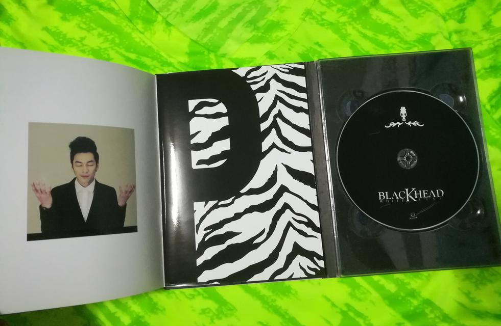 cd BlackHead 4