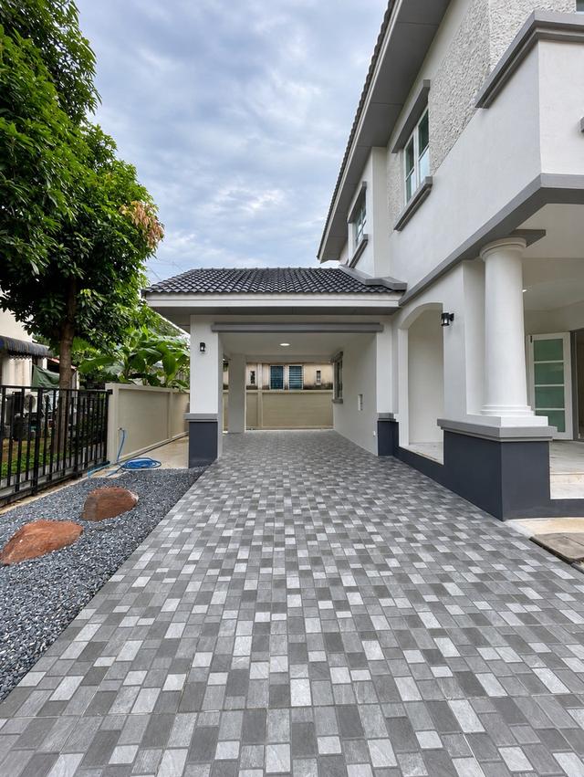 หมู่บ้านชัยพฤกษ์ ถนนวัดลาดปลาดุกบ้านเดี่ยว 2 ชั้น  หลังมุมถนนเมน ตกแต่งใหม่ ซอยวัดลาดปลาดุก 4