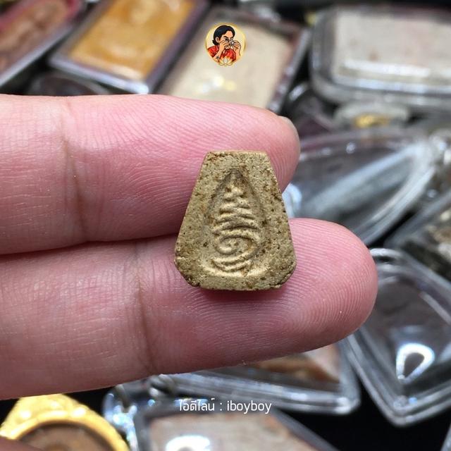พระปิดตามหาอุตม์ หลังยันต์อุ หลวงปู่เหมือน วัดกำแพง ชลบุรี ปี 2522 2