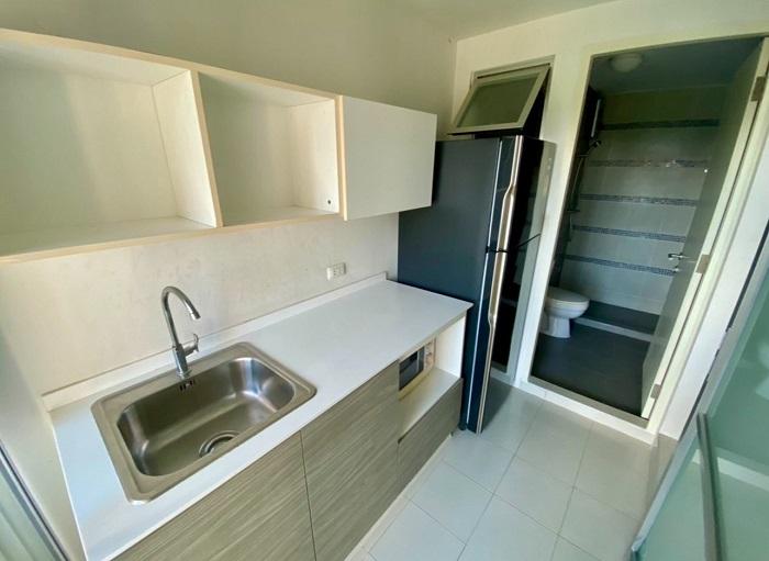 ขายคอนโดเฟอร์นิเจอร์ครบ ดีคอนโด แคมปัส รีสอร์ท บางนา ชั้น5 ถนนบางนา-ตราด กม.26 สมุทรปราการ. 5