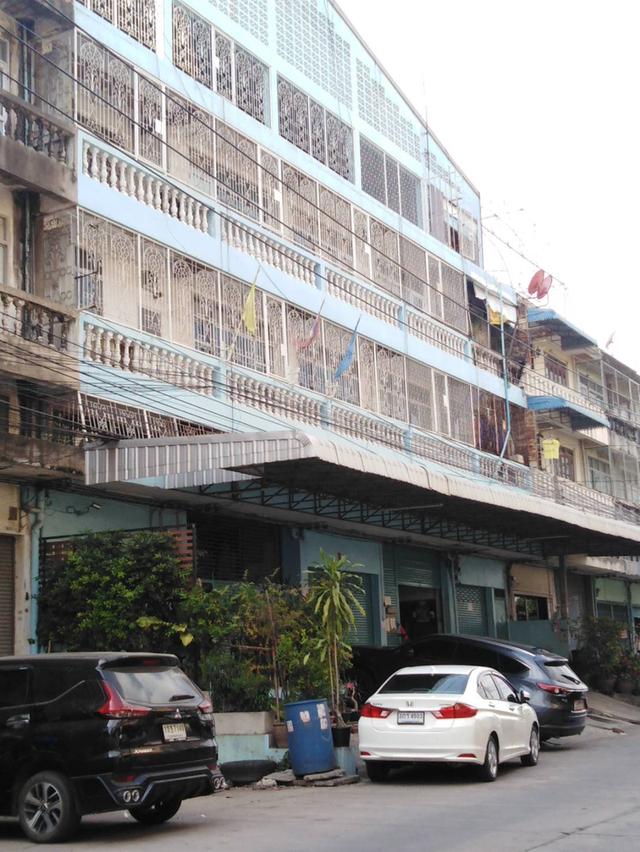 โกดังพร้อมที่พักและสำนักงาน 4