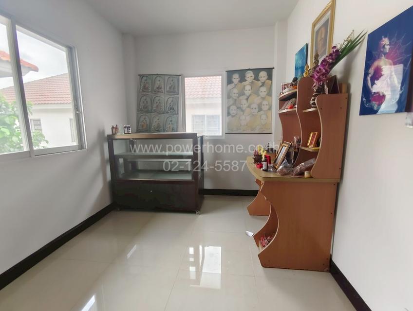 หมู่บ้านอู่ทองเพลส 6 ซอยเปียร์นนท์ ใกล้ตลาดเปียร์นนท์ ถนนลำลูกกา ต.คูคต อ.ลำลูกกา จ. ปทุมธานี 17