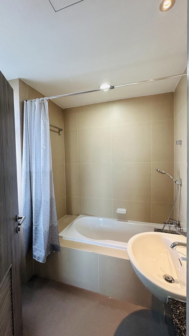 คอนโด 2 ห้องนอน สุขุมวิท 59 ใกล้ BTS ทองหล่อและเอกมัย ซอยกว้าง เงียบสงบ 5