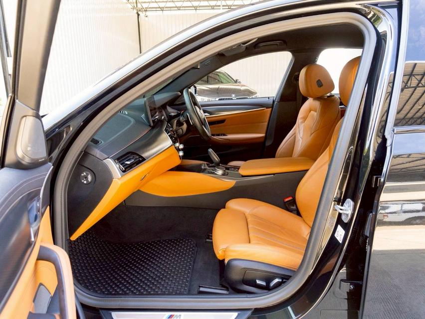 Bmw 520d M Sport ปีจด 2022 ♨️ ประกันเครื่องเกียร์3ปี30000km.♨️ รูปที่ 5