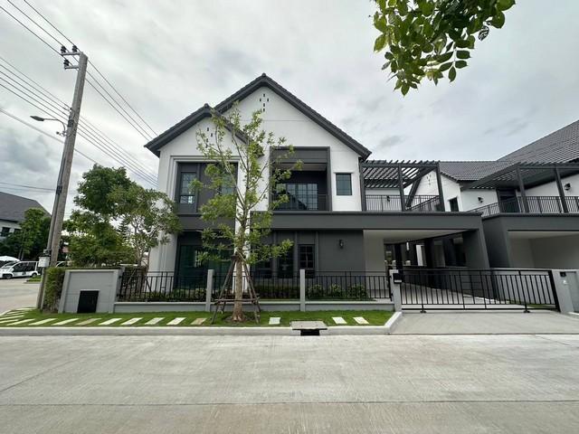 ให้เช่าบ้านเดี่ยว 2 ชั้น 66.59 ตร.ว. หมู่บ้าน Centro บางนา หลังมุม วิวสวน ใกล้เมกาบางนา 1