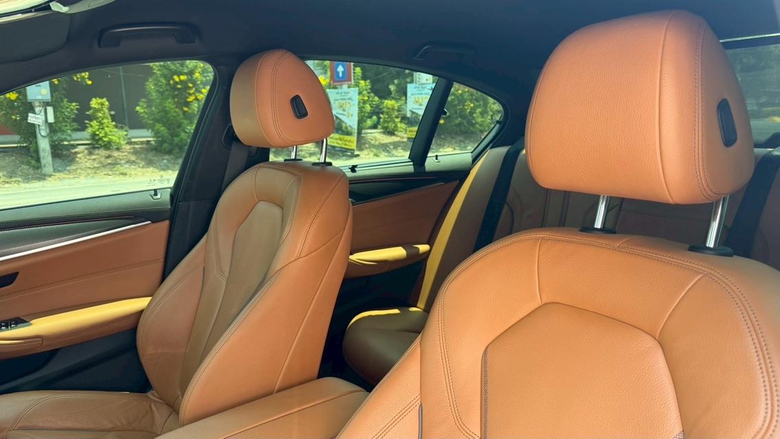 2022 BMW 520d M SPORT LCI สึดำ เลขไมล์ 78,XXX KM   รถสวย ไม่มีอุบัติเหตุ เซอร์วิส ศูนย์ตามระยะ รูปที่ 13