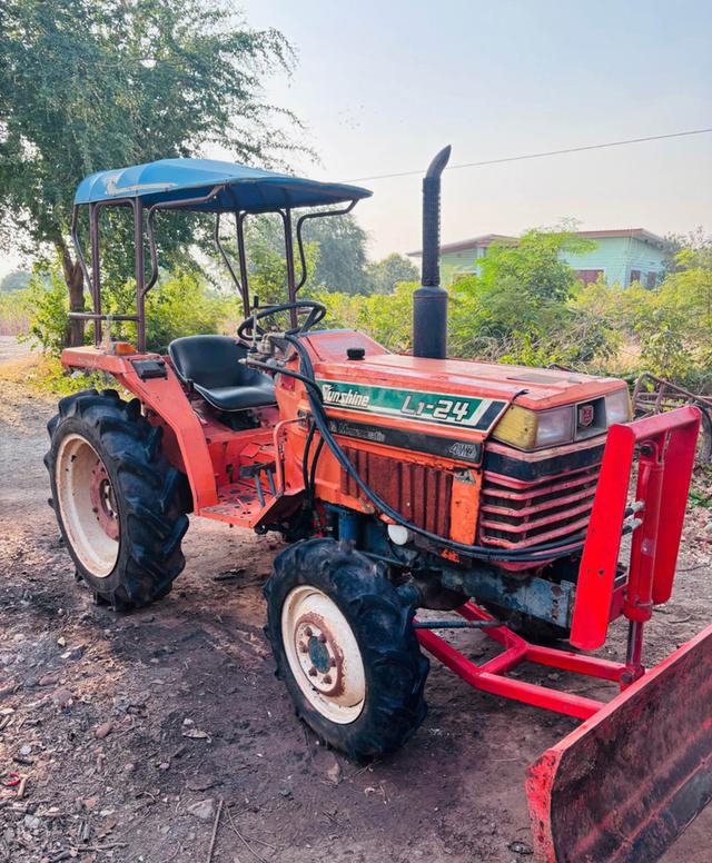 Kubota L1-24 รถไถสภาพดี 1