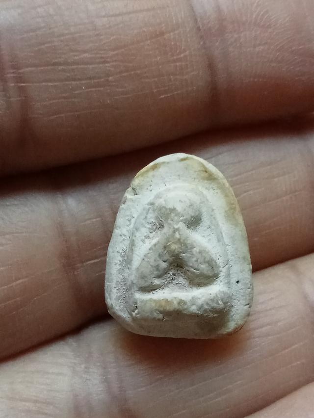 พระปิดตาจิ๋ว สอบถามได้ค่ะ