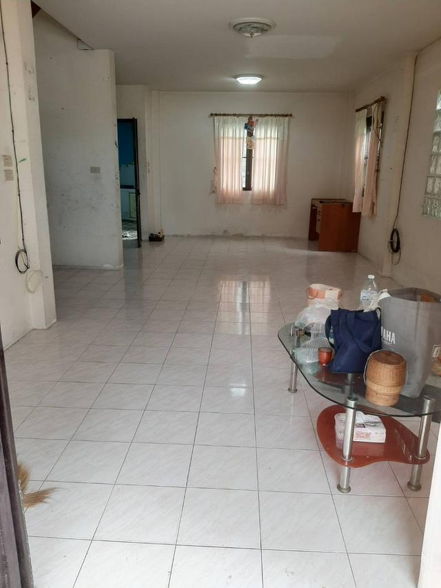 บ้านเดี่ยวพร้อมที่ดิน 6