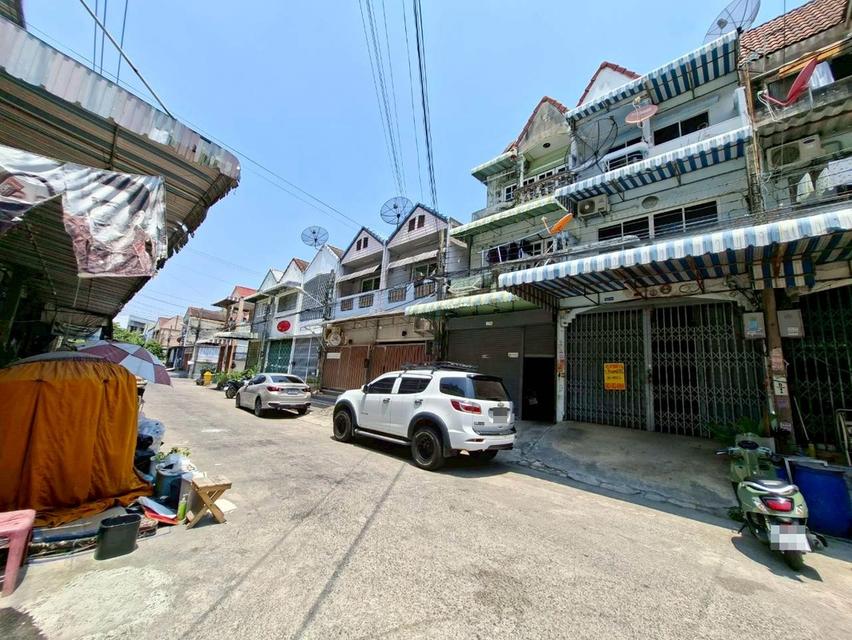 ขายบ้าน 3 ชั้น หมู่บ้านกิจเจริญ ซอยศาลธนบุรี29 4