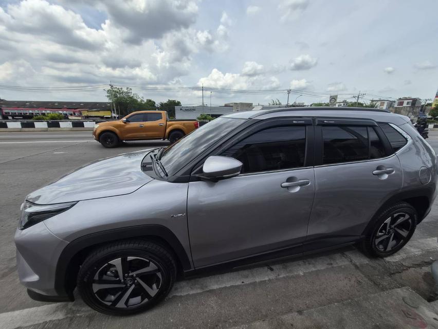 รถยนต์​Toyota​ Yaris​ Cross 2